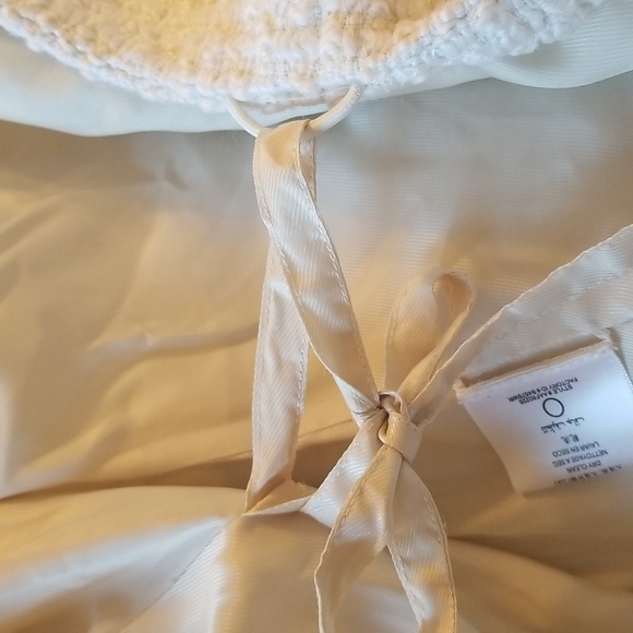 BCBG MAXAZRIA Womens Winter White Belted Short Coat Size Medium - Picture 12 of 13